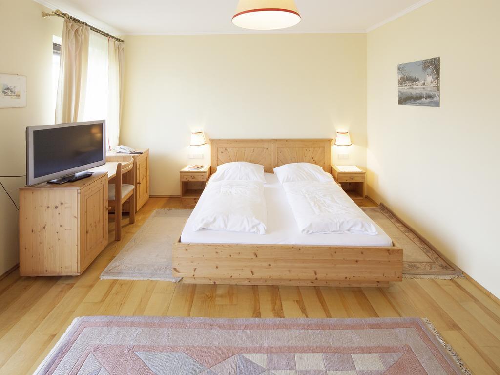 Gasthof Zur Traube Grein Ruang foto