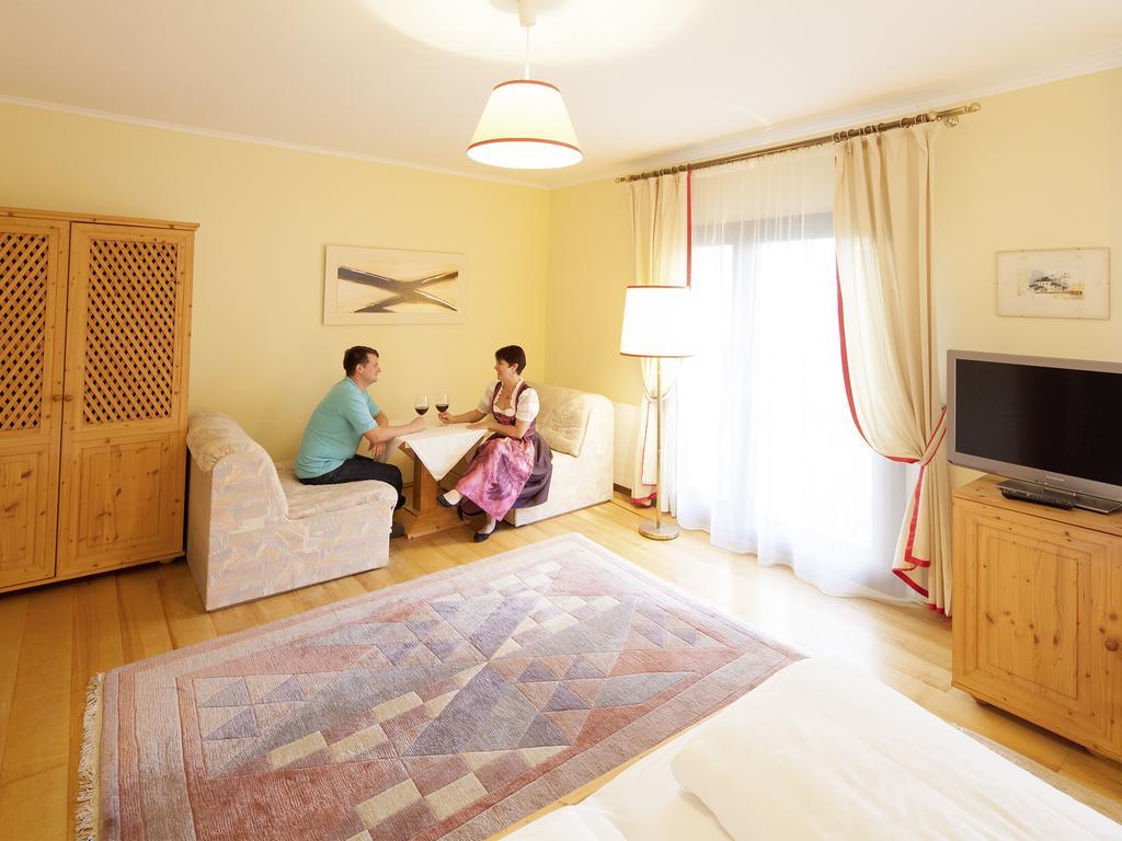 Gasthof Zur Traube Grein Ruang foto